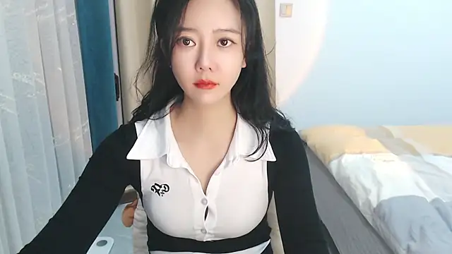 zoe-keke online show from 12-15-24, 12:06