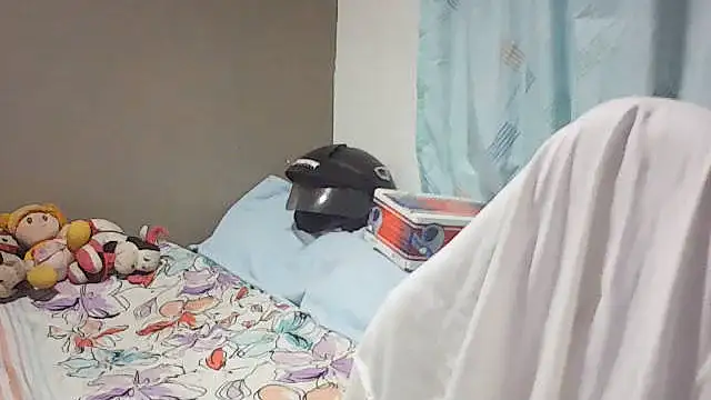 Fariana01 online show from 05-25-26, 10:05