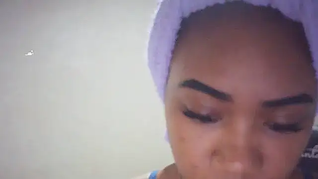 Fariana01 online show from 06-24-26, 03:27