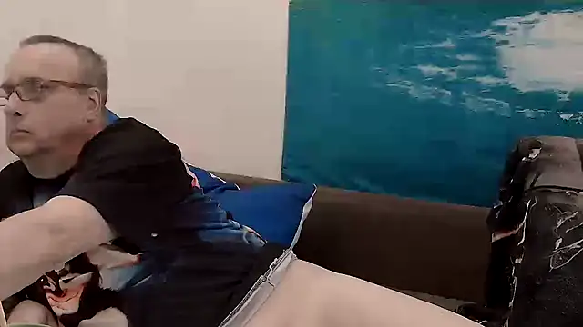 Manfred1012 online show from 02-06-25, 02:15