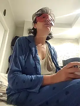 Vagabondainnamorata online show from 11-07-25, 04:56