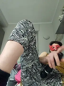 Vagabondainnamorata online show from 03-06-26, 07:54