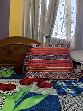 surabhi09 online show from 06-18-26, 12:42