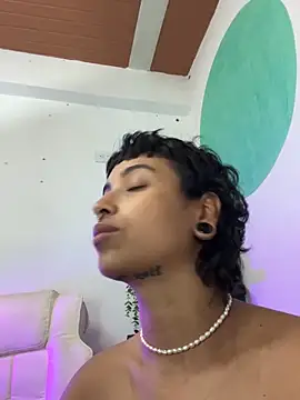 LollaByer online show from 11-22-25, 11:04