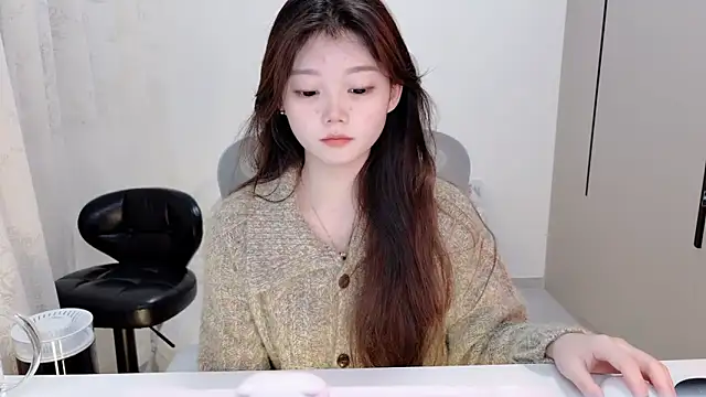 yangyang-1115 online show from 11-10-25, 05:17