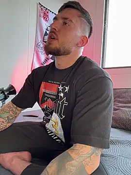 DimitriSullivan  online show from 11-24-25, 07:35