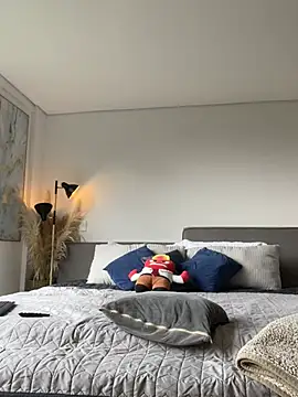 DimitriSullivan  online show from 02-17-26, 01:18