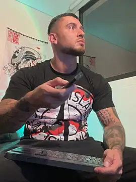 DimitriSullivan  online show from 05-25-26, 01:11