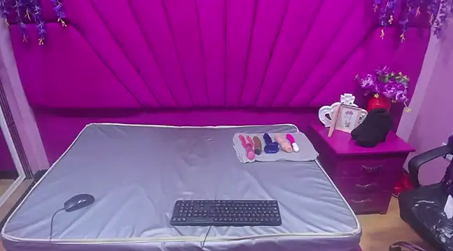 alaha evans online show from 02-02-25, 06:04