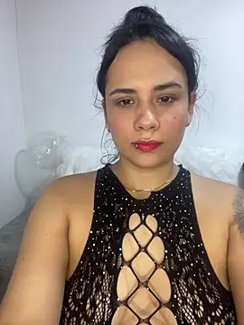 Snapshot of Leyna_Kenet chatting on 12-13-24, 08:04 Leyna Kenet online show from 12-13-24, 08:04