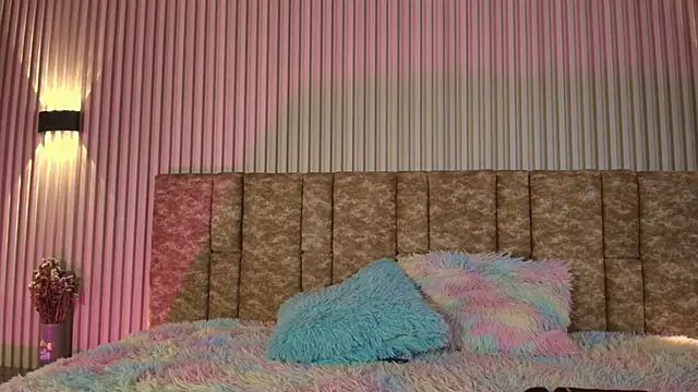 tiffany johnson11 online show from 11-06-25, 07:26