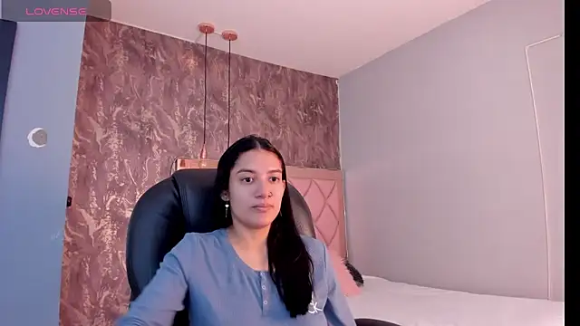 SKYLERWHIITEE online show from 01-16-25, 04:07