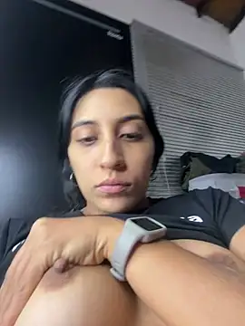 Snapshot of bigasssweet_2 chatting on 07-21-26, 01:19 bigasssweet 2 online show from 07-21-26, 01:19