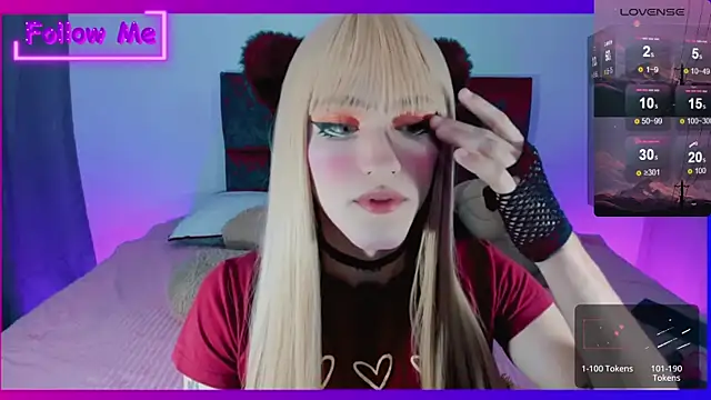 Snapshot of Kirmyy_ chatting on 12-16-24, 10:56 Kirmyy online show from 12-16-24, 10:56