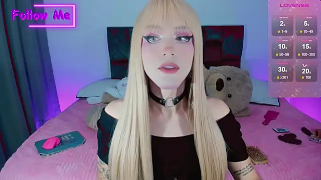 Snapshot of Kirmyy_ chatting on 01-01-25, 04:39 Kirmyy online show from 01-01-25, 04:39