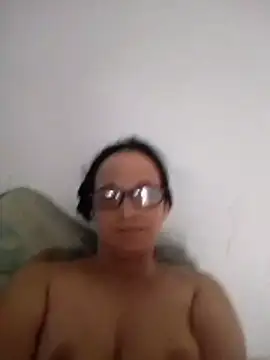 nicolle milf1978 online show from 06-16-26, 12:41