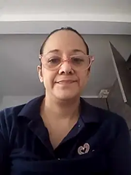 nicolle milf1978 online show from 07-12-26, 01:02