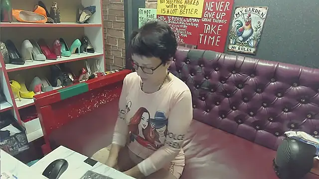 Lily4yourfun online show from 01-04-25, 07:03