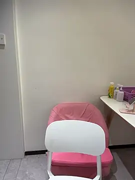 Selenaaaaa- online show from 03-01-26, 06:37