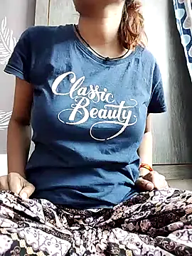 Snapshot of shalini_fire chatting on 02-22-25, 05:13 shalini fire online show from 02-22-25, 05:13