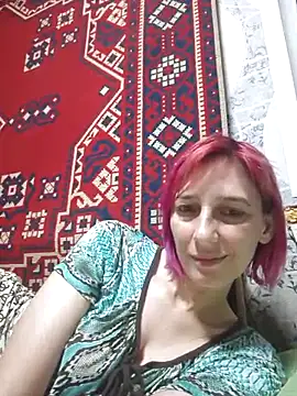 Snapshot of Ketti_mom chatting on 06-20-26, 09:28 Ketti mom online show from 06-20-26, 09:28