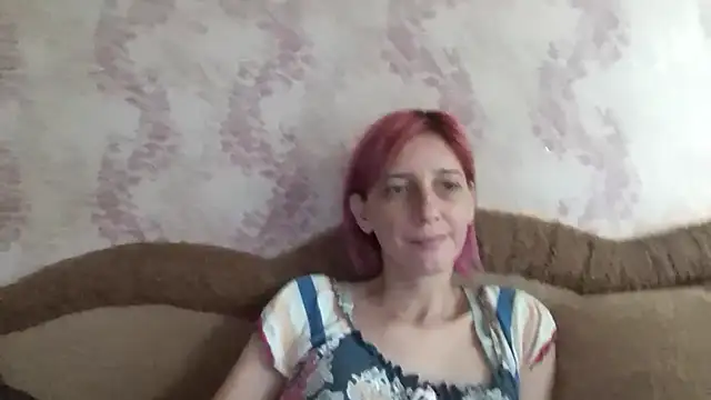 Snapshot of Ketti_mom chatting on 06-25-26, 07:35 Ketti mom online show from 06-25-26, 07:35