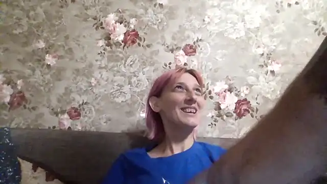 Snapshot of Ketti_mom chatting on 07-09-26, 06:45 Ketti mom online show from 07-09-26, 06:45