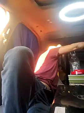 Snapshot of DatingProfile_USA_43_str8 chatting on 01-08-25, 03:28 DatingProfile USA 43 str8 online show from 01-08-25, 03:28