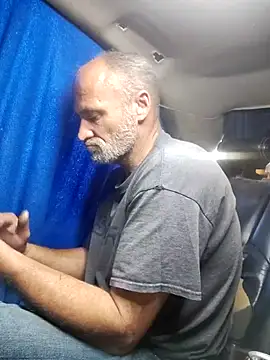 Snapshot of DatingProfile_USA_43_str8 chatting on 02-15-25, 12:15 DatingProfile USA 43 str8 online show from 02-15-25, 12:15