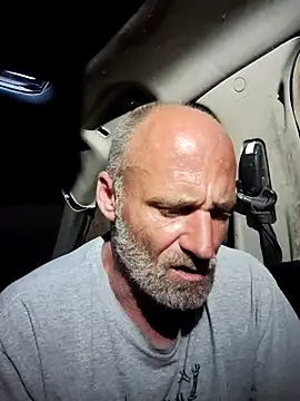 Snapshot of DatingProfile_USA_43_str8 chatting on 03-17-25, 01:46 DatingProfile USA 43 str8 online show from 03-17-25, 01:46