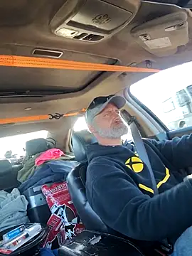 Snapshot of DatingProfile_USA_43_str8 chatting on 10-04-25, 12:08 DatingProfile USA 43 str8 online show from 10-04-25, 12:08