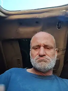 Snapshot of DatingProfile_USA_43_str8 chatting on 12-02-25, 03:29 DatingProfile USA 43 str8 online show from 12-02-25, 03:29