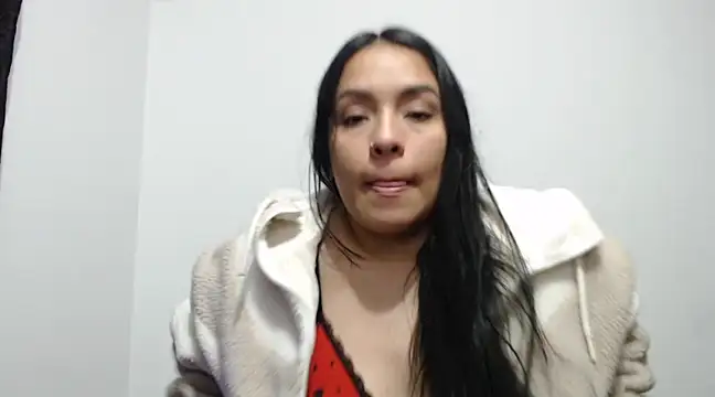 Alice taylor1  online show from 01-17-25, 03:01