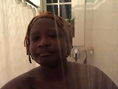 BigKittyRaven online show from 01-01-25, 10:56