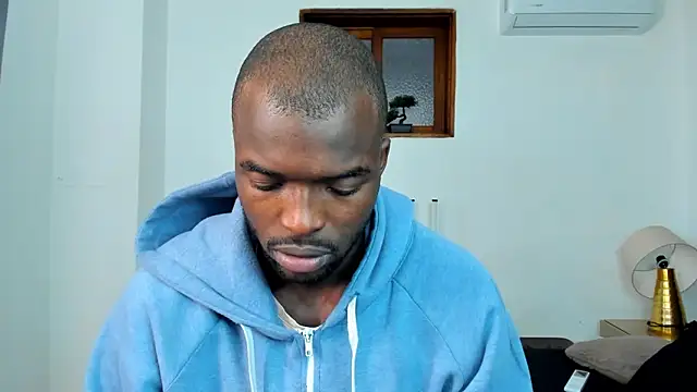 Dylan Taylor online show from 06-10-26, 01:43