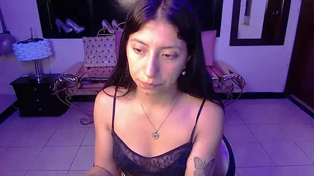 Angela Diaz  online show from 01-25-25, 11:34