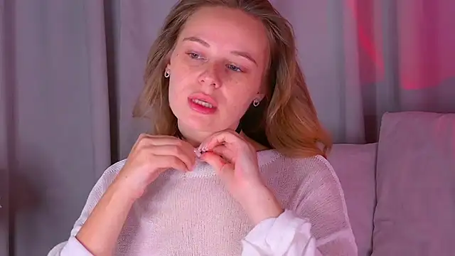 BeatriceEsmont online show from 11-01-25, 07:38