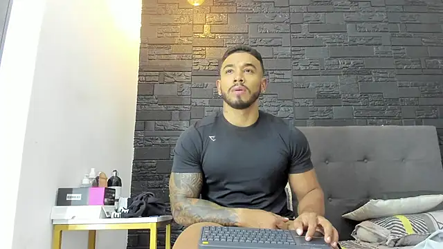 bruno miller  online show from 11-29-25, 08:56