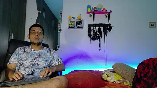 Nymphobuddies online show from 03-20-26, 10:36