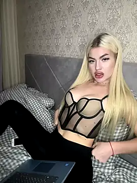 Cute Barbieee  online show from 12-08-24, 10:03