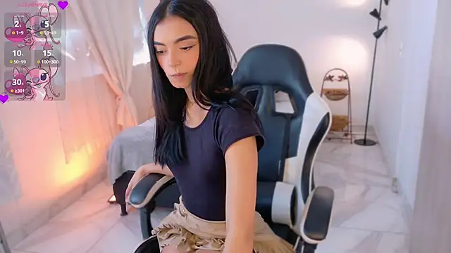 AnabelWolf online show from 11-12-25, 03:34