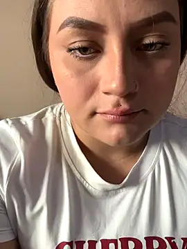 cherry coper online show from 09-19-25, 01:23