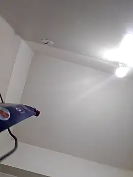 Snapshot of samee00721 chatting on 02-09-25, 03:32 samee00721 online show from 02-09-25, 03:32