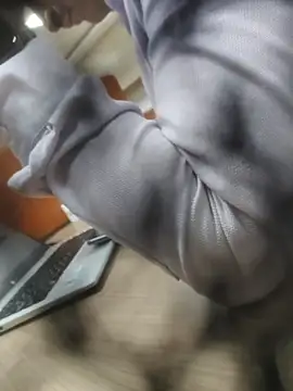 samee00721 online show from 04-06-26, 10:05