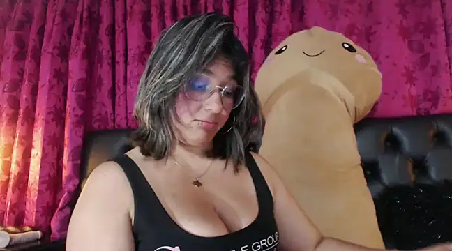 Snapshot of Pandoracherry chatting on 01-06-25, 02:15 Pandoracherry online show from 01-06-25, 02:15