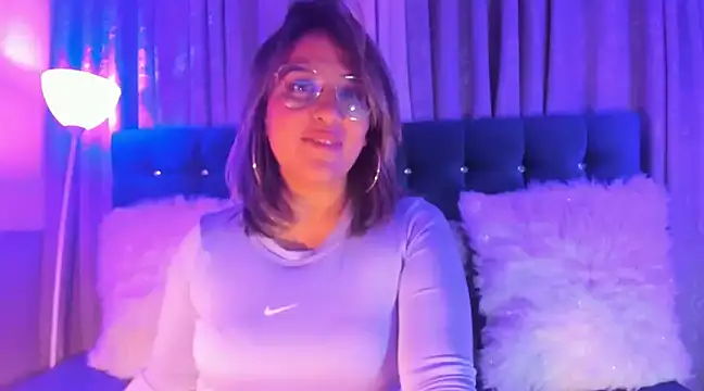 Snapshot of Pandoracherry chatting on 01-27-25, 03:15 Pandoracherry online show from 01-27-25, 03:15