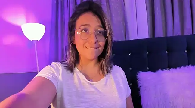 Snapshot of Pandoracherry chatting on 02-08-25, 03:30 Pandoracherry online show from 02-08-25, 03:30