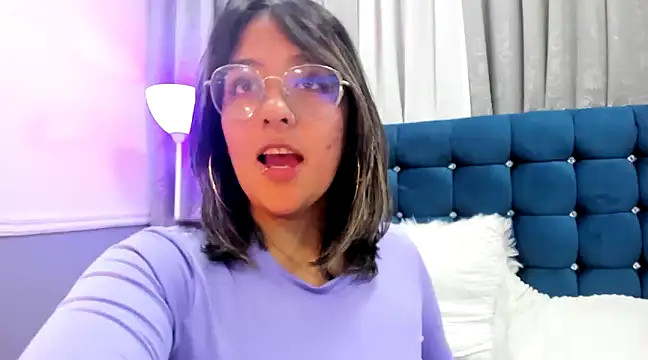 Snapshot of Pandoracherry chatting on 02-20-25, 06:39 Pandoracherry online show from 02-20-25, 06:39