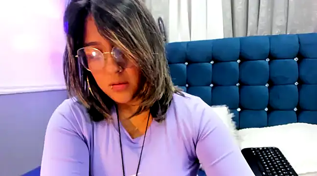 Snapshot of Pandoracherry chatting on 02-20-25, 09:44 Pandoracherry online show from 02-20-25, 09:44