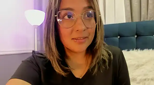 Snapshot of Pandoracherry chatting on 02-27-25, 02:32 Pandoracherry online show from 02-27-25, 02:32